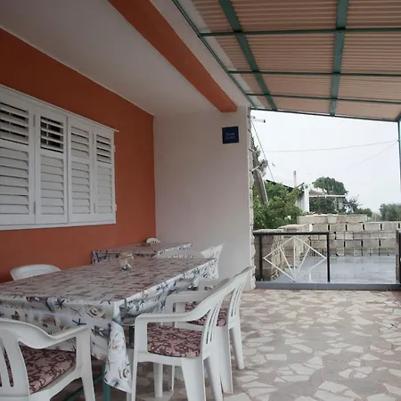 Guest house Kuca Marija I Velimir 3*